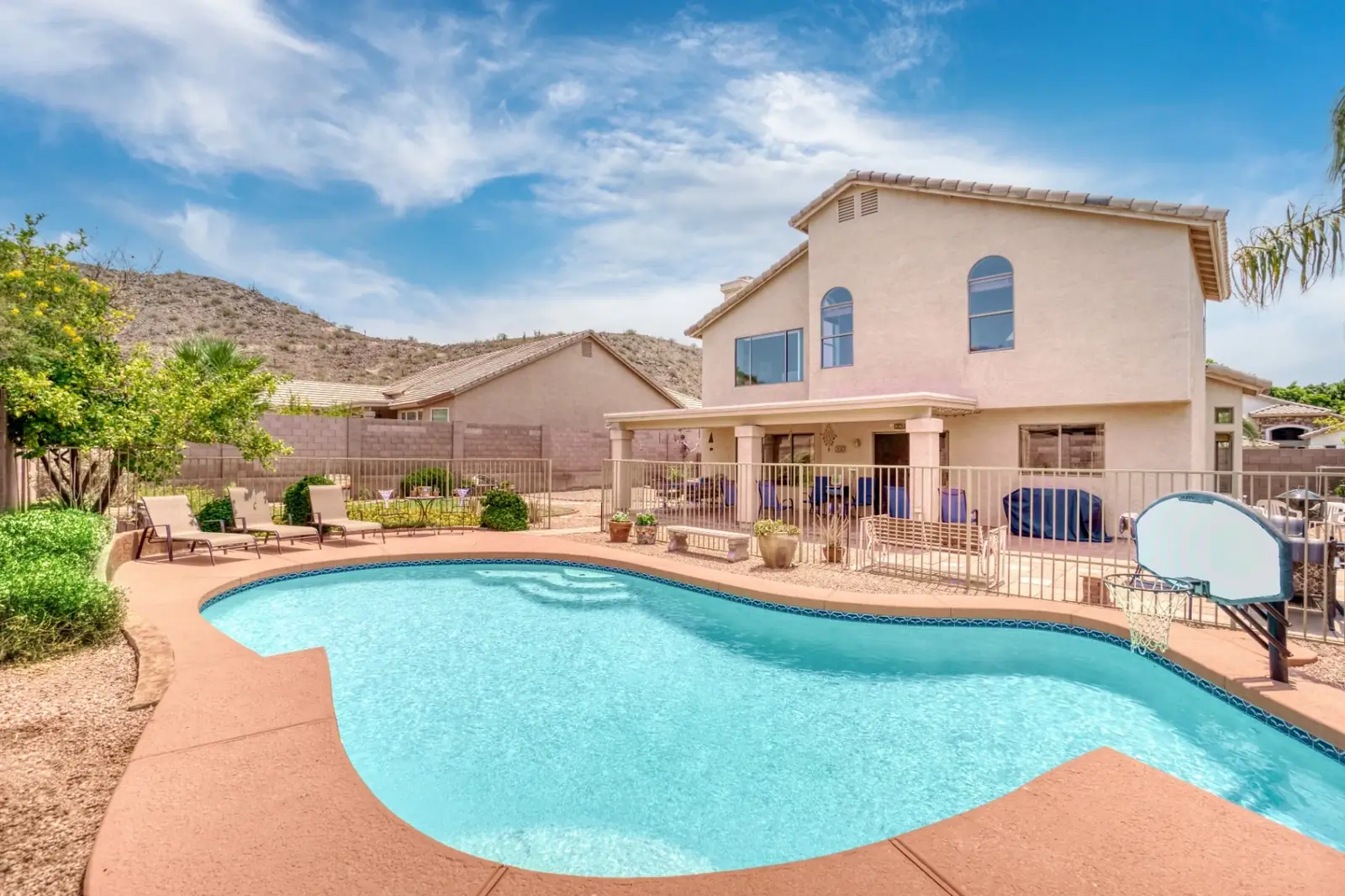 Five-star reviewed kool deck resurfacing for homeowners in Sun City, AZ